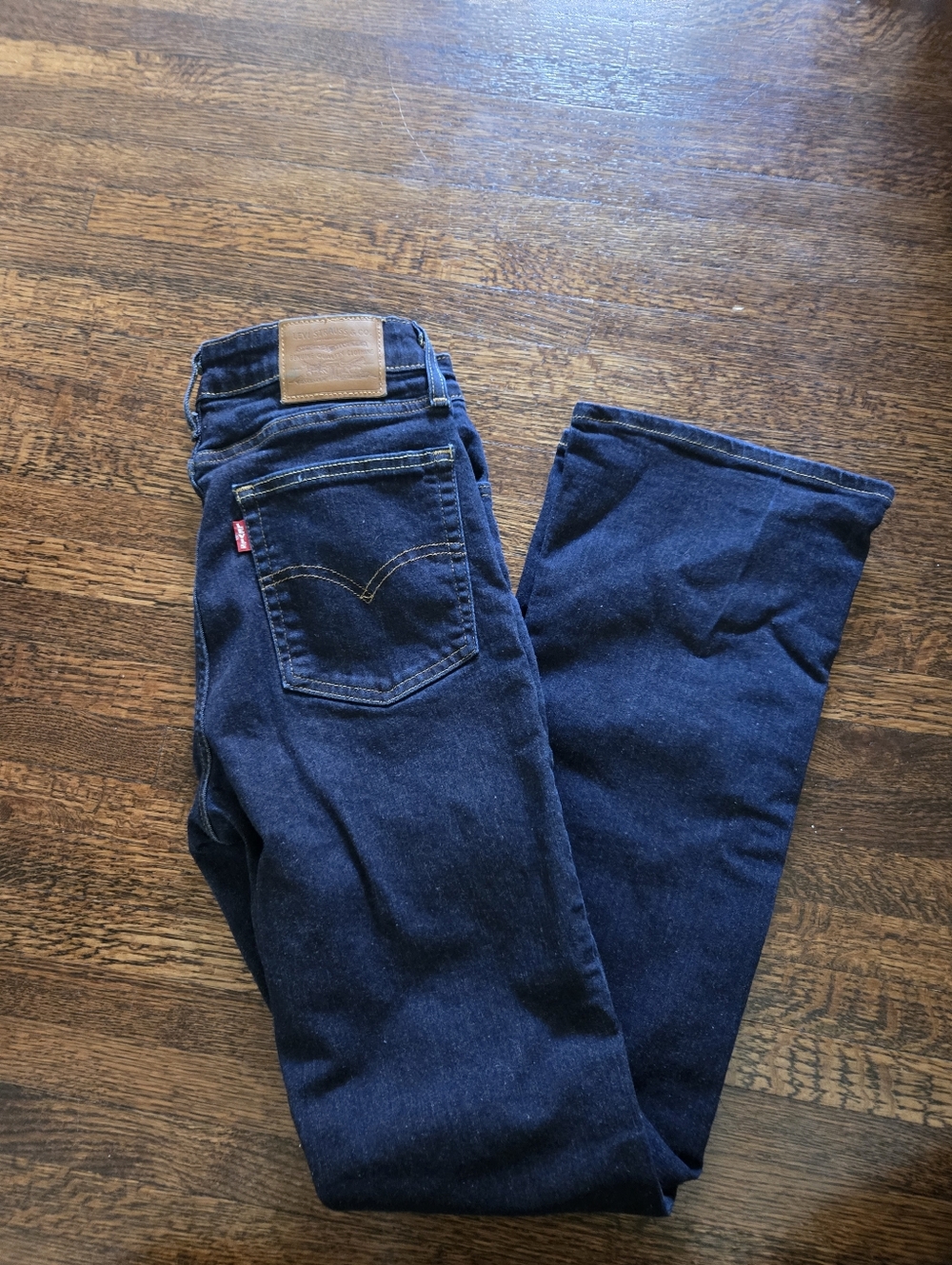 Levi's Women's 725's Dark Wash jeans